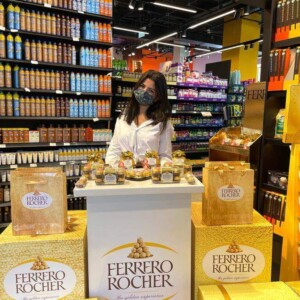 דיילות קידום מכירות דיילות קדמ באיוונטו